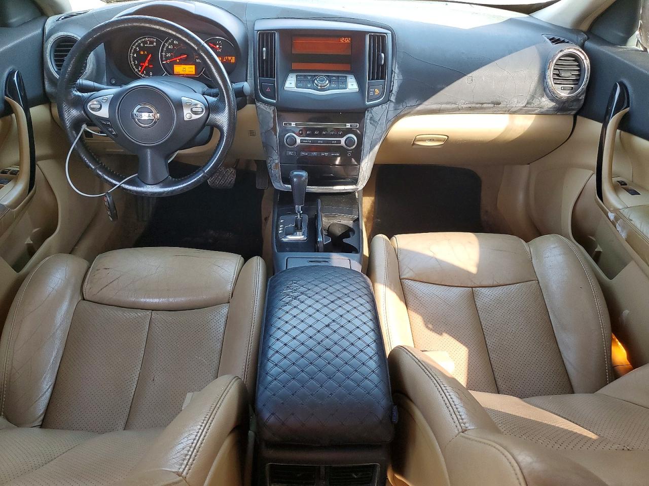 Nissan Maxima S