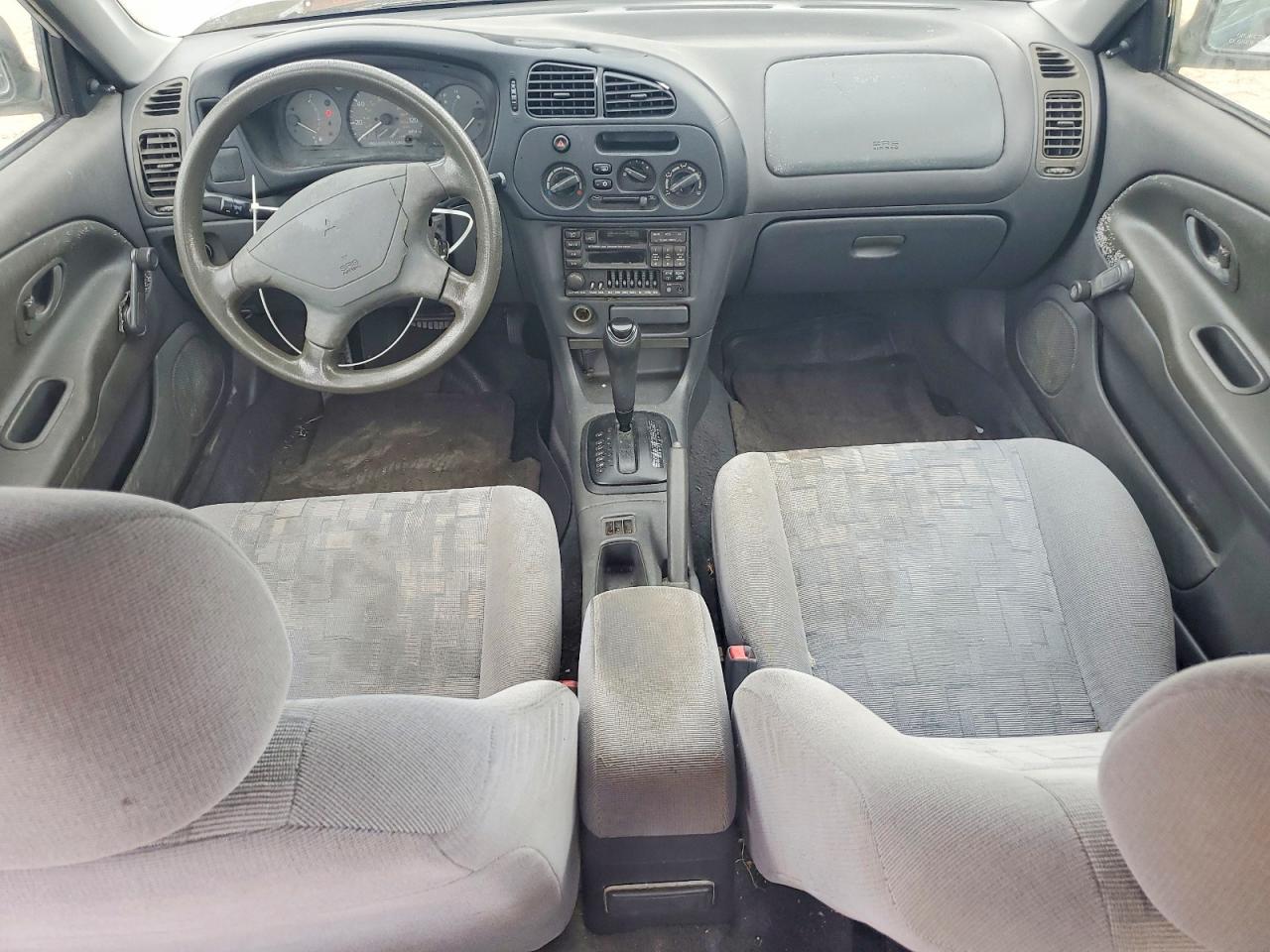 Mitsubishi Mirage De