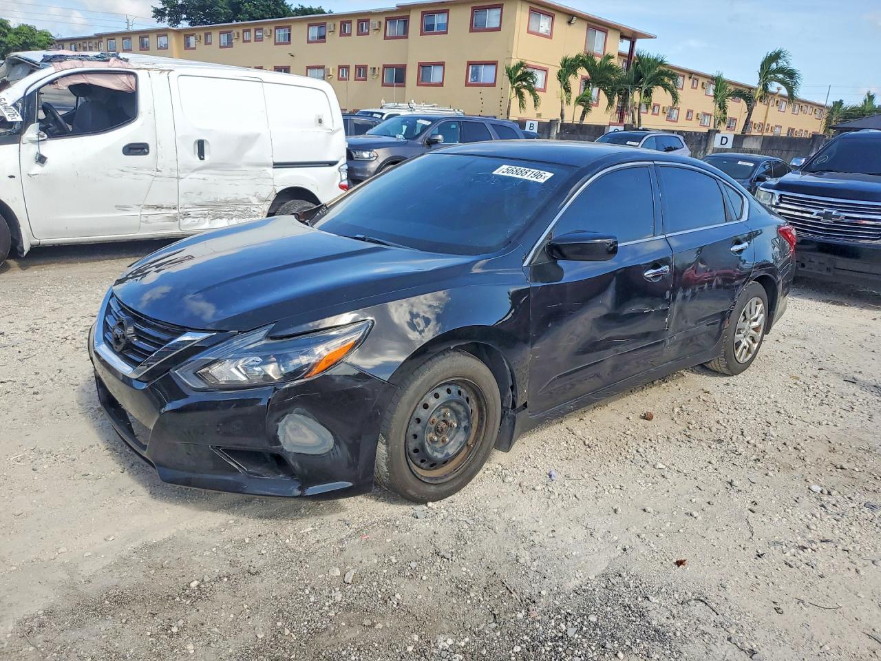 Salvage Nissan Altima Image