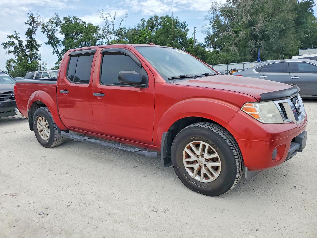 Nissan Frontier Sv