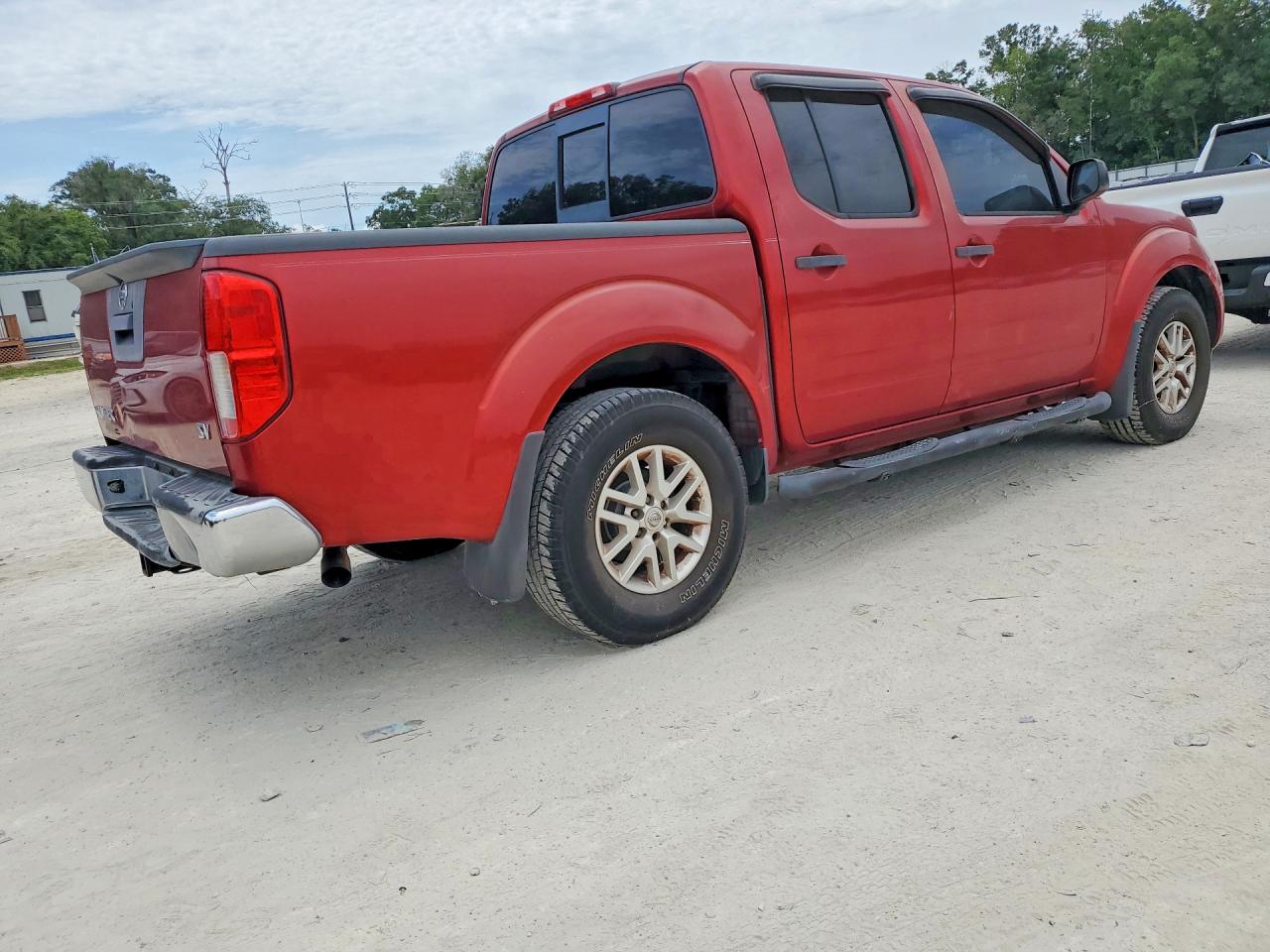 Nissan Frontier Sv