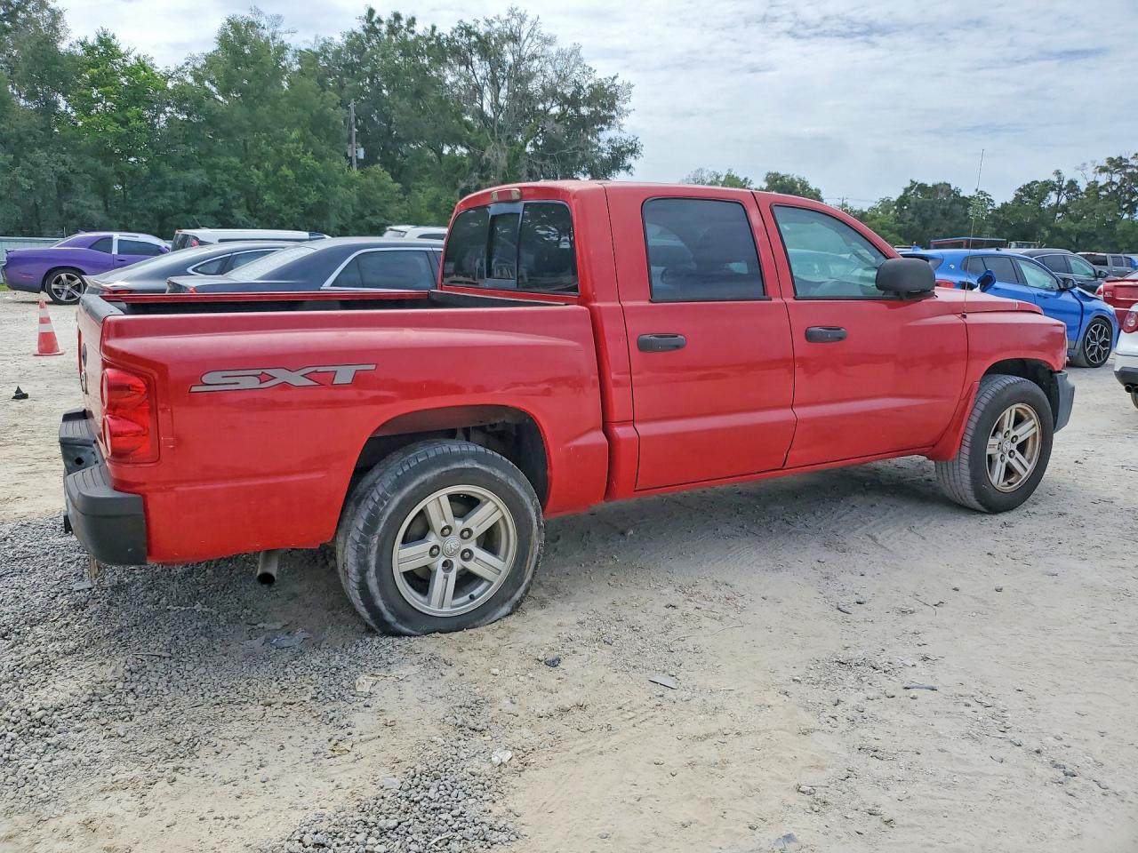 Dodge Dakota Sxt