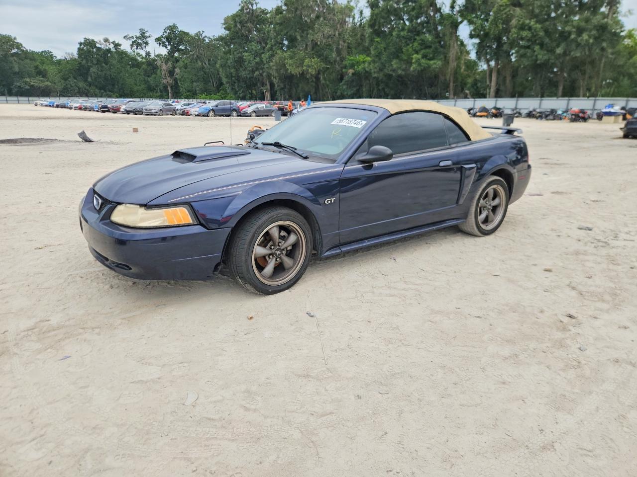 Salvage Ford Mustang Image