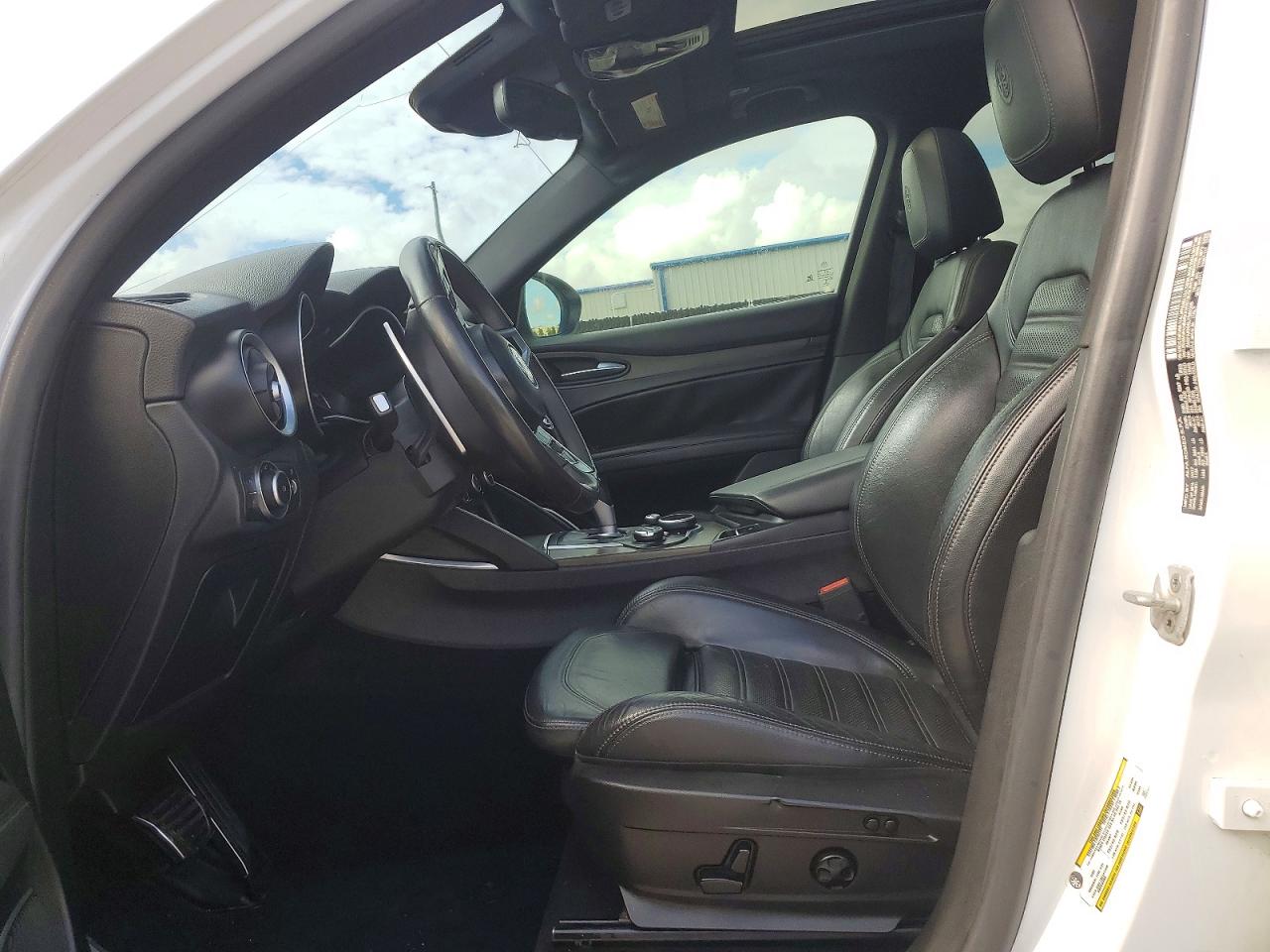 Alfa Romeo Stelvio Ti Sport