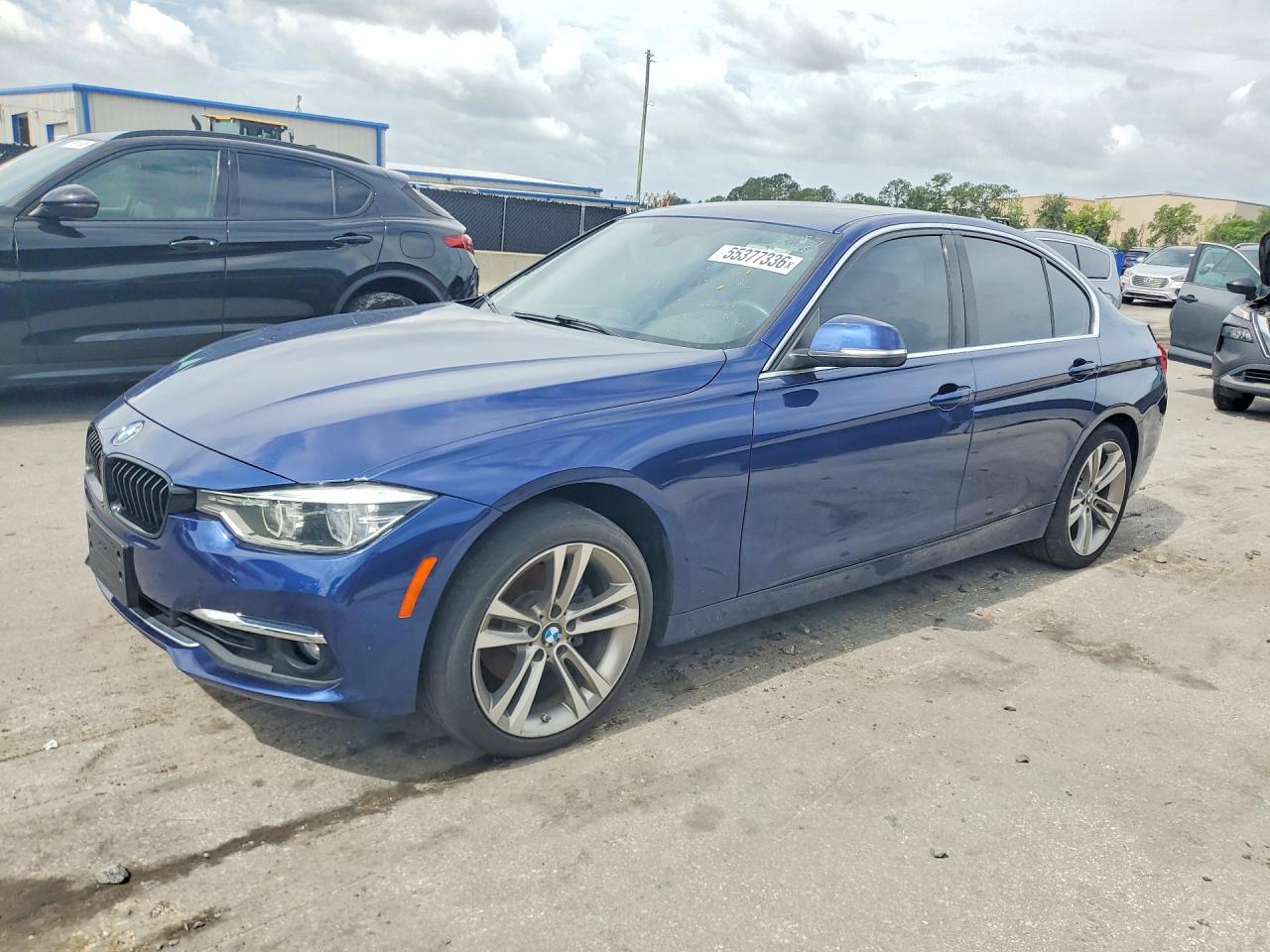 Salvage BMW 3 Series Image