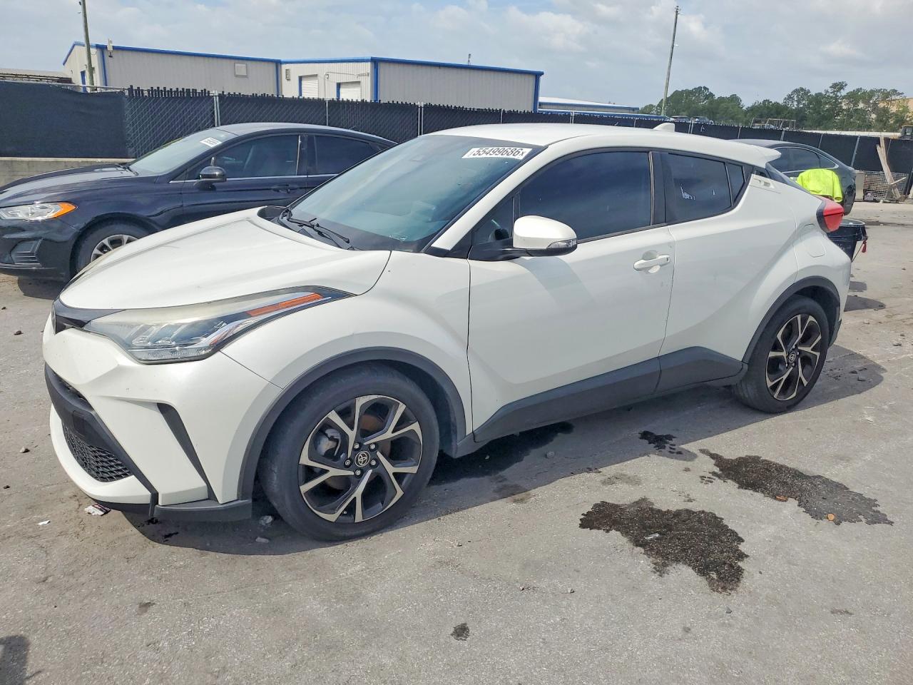 Salvage Toyota C-HR Image