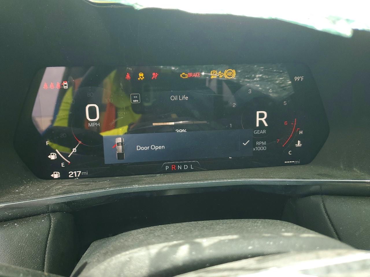 GMC Canyon Elevation