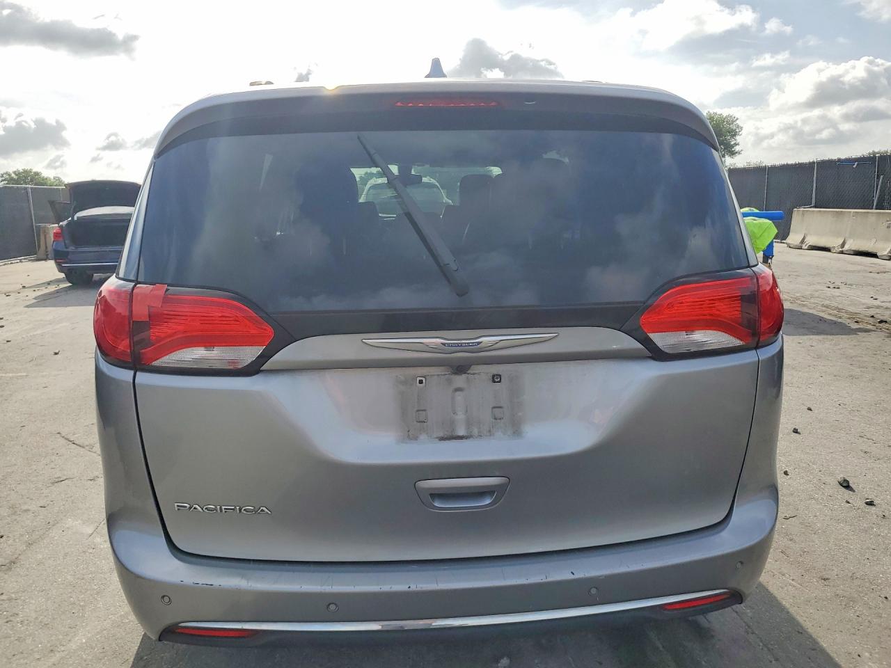 Chrysler Pacifica