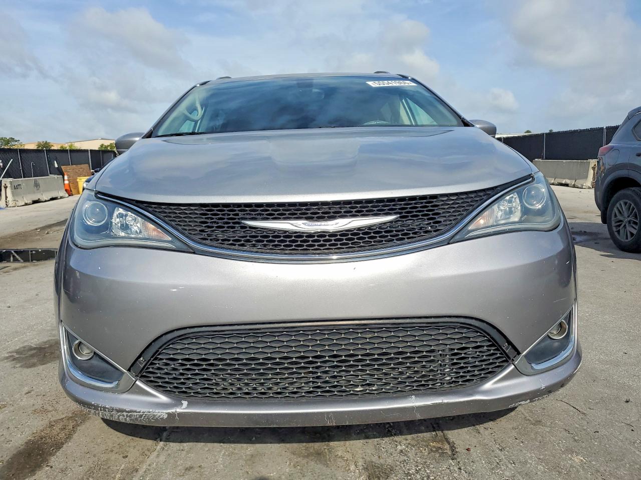 Chrysler Pacifica