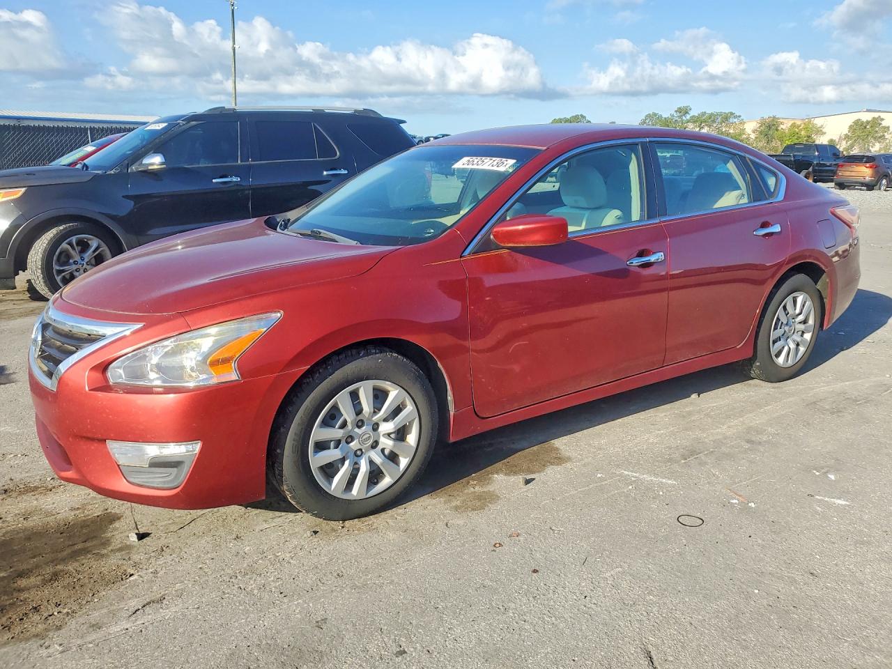 Salvage Nissan Altima Image