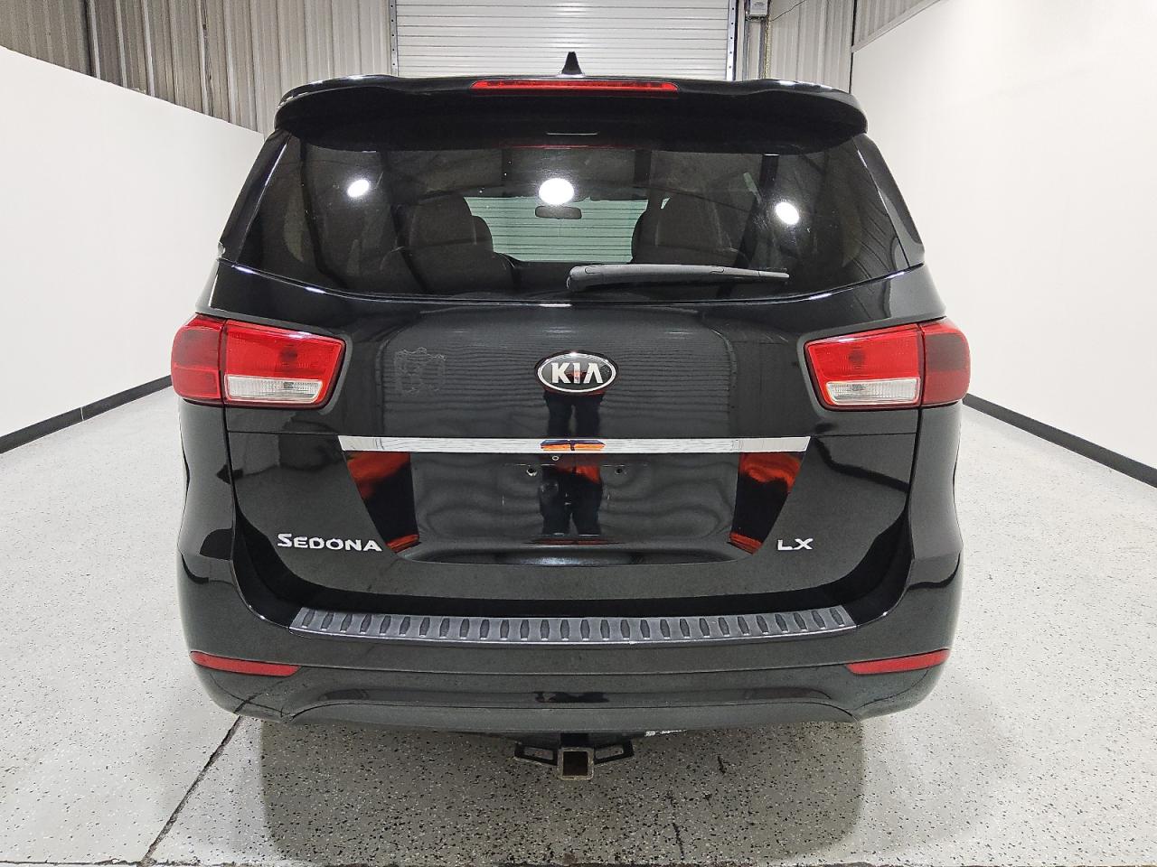 Kia Sedona Lx