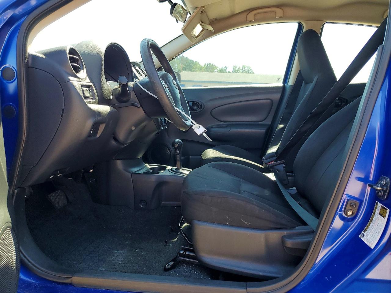 Nissan Versa 1.6 S Plus