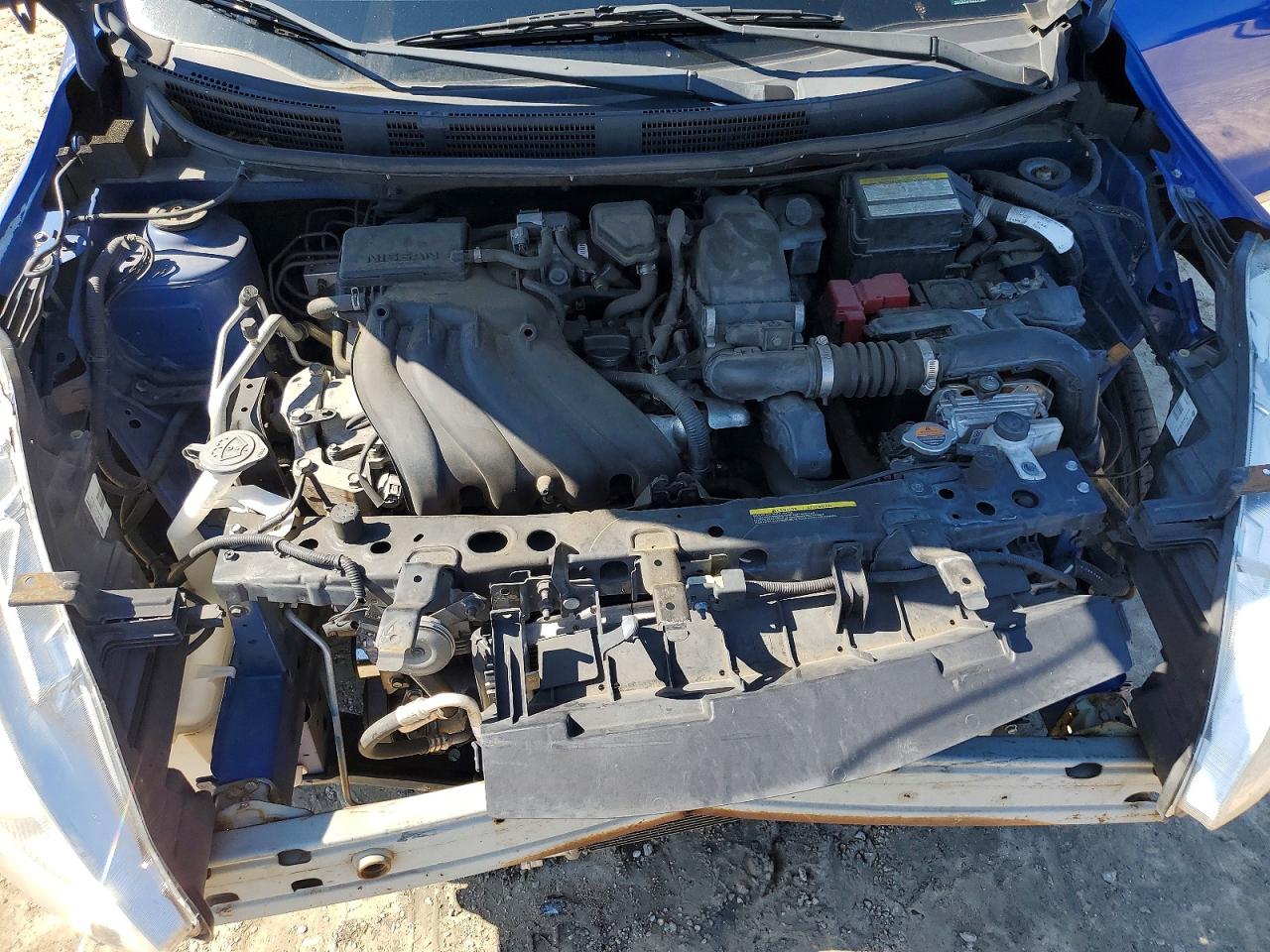 Nissan Versa 1.6 S Plus