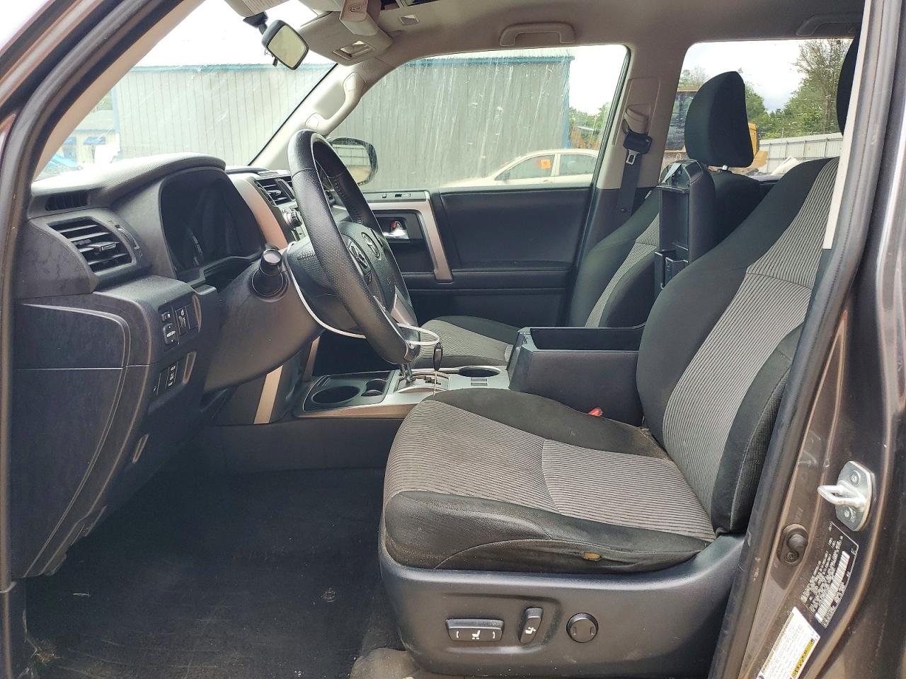 Toyota 4Runner Sr5