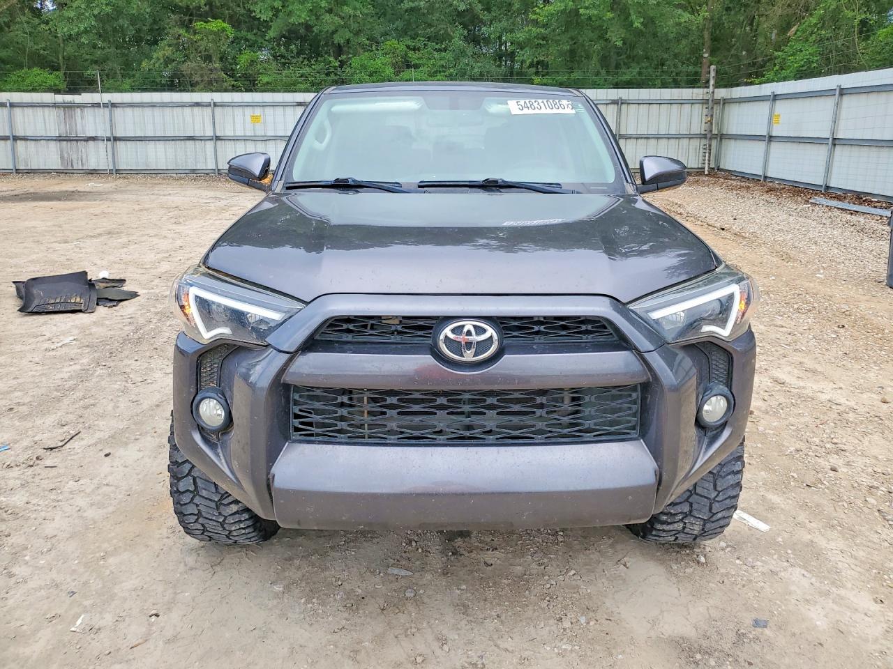 Toyota 4Runner Sr5