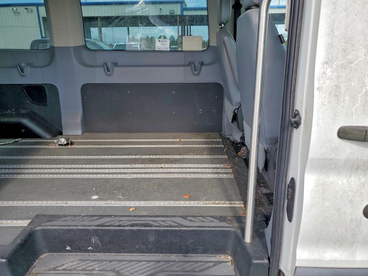 Ford Transit T-150
