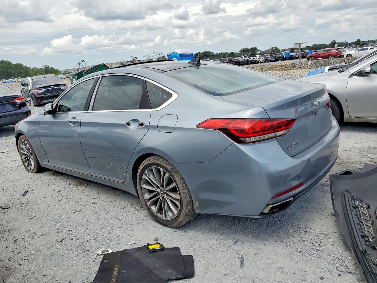 Hyundai Genesis 3.8l