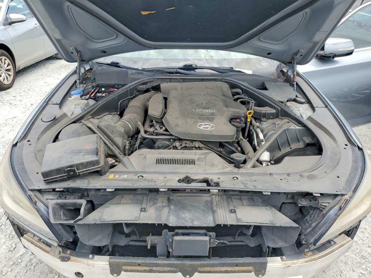 Hyundai Genesis 3.8l