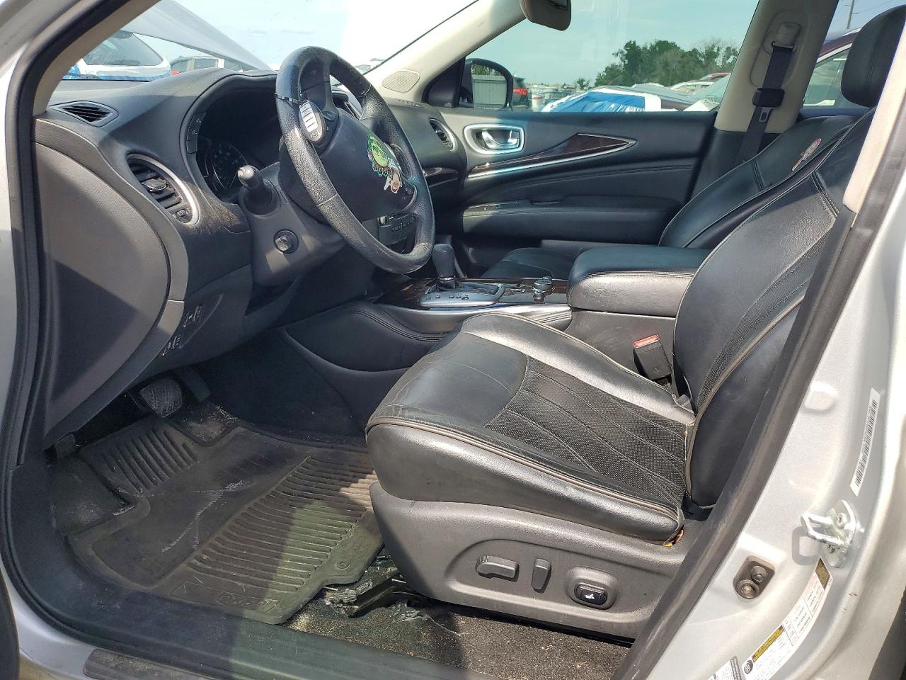 INFINITI Qx Base