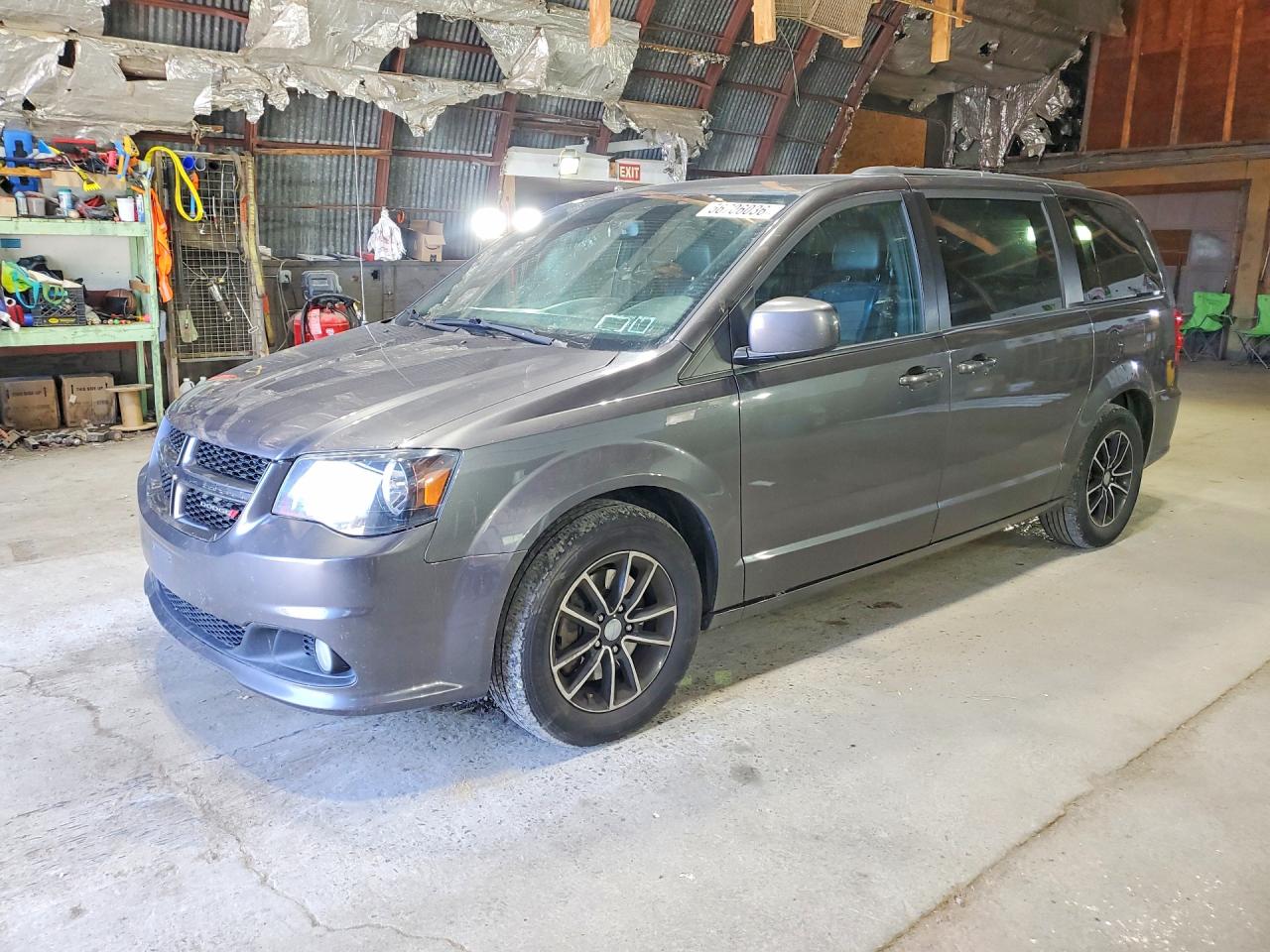 Salvage Dodge Caravan Image