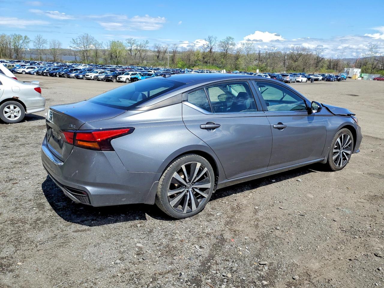 Nissan Altima Sr