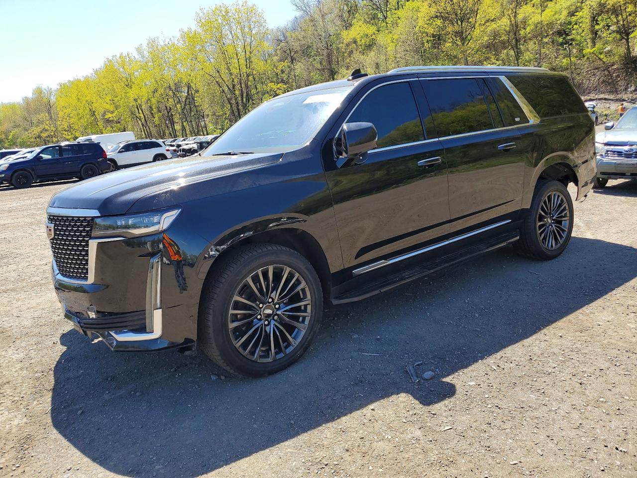 Salvage Cadillac Escalade Image