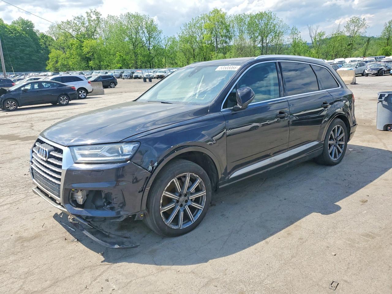 Salvage Audi Q7 Image