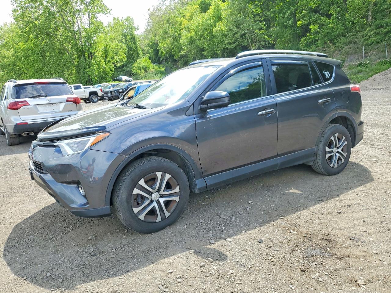 Salvage Toyota RAV4 Image