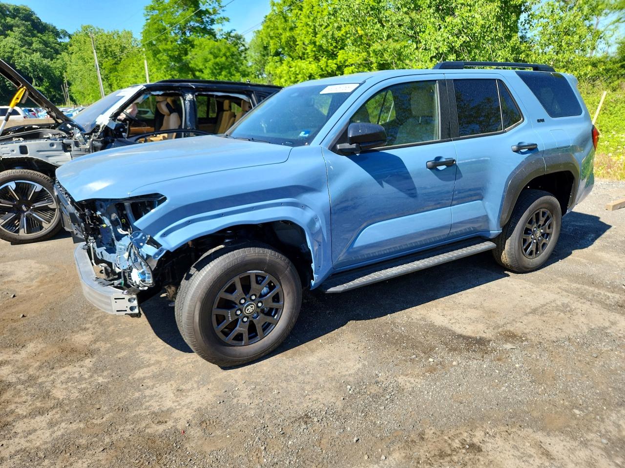 Salvage Toyota 4Runner Image