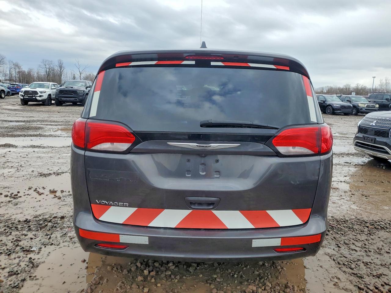 Chrysler Minivan Lx
