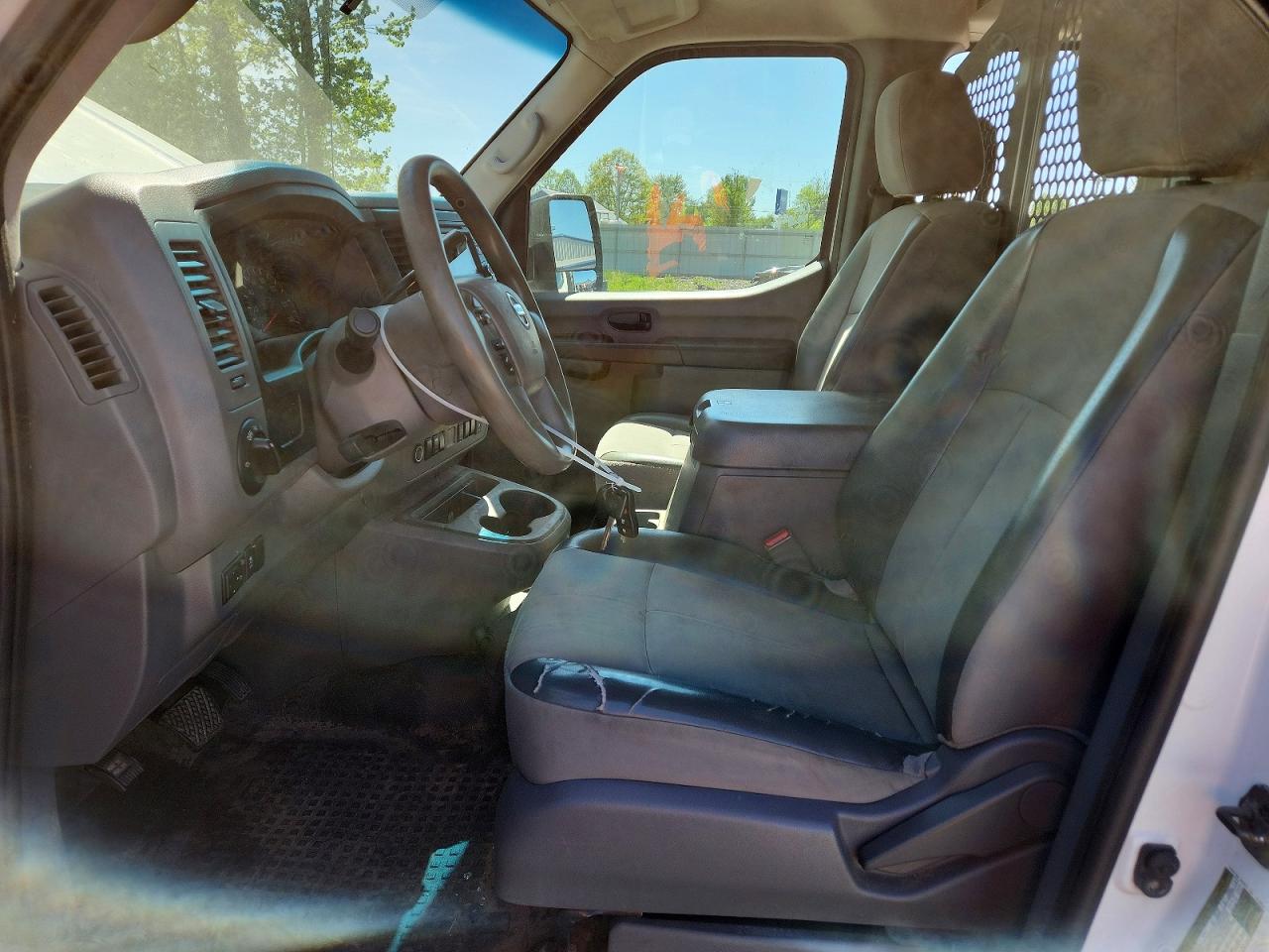 Nissan Nv 2500 Hd Sv