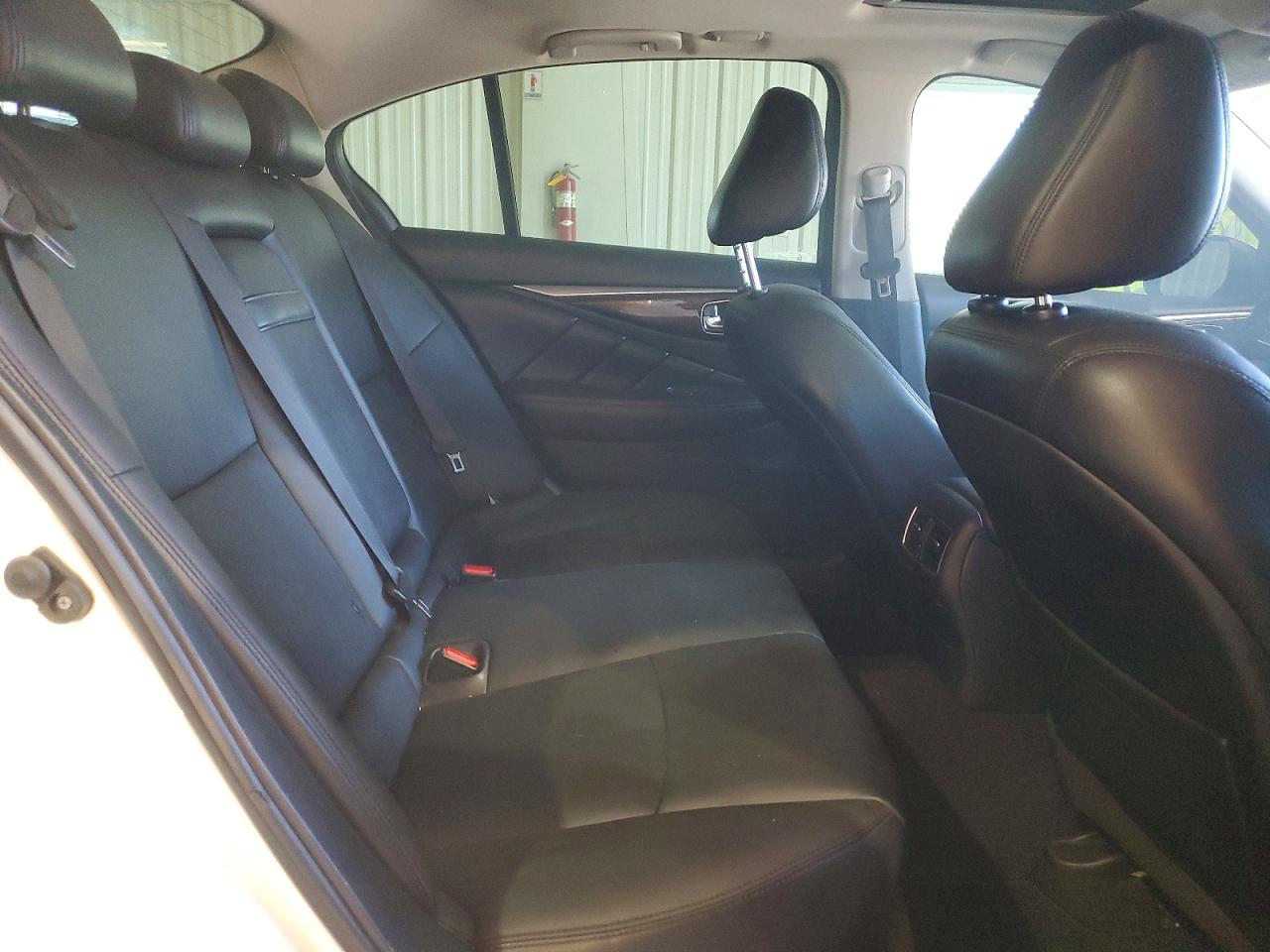 INFINITI Q50 3.0t Luxe
