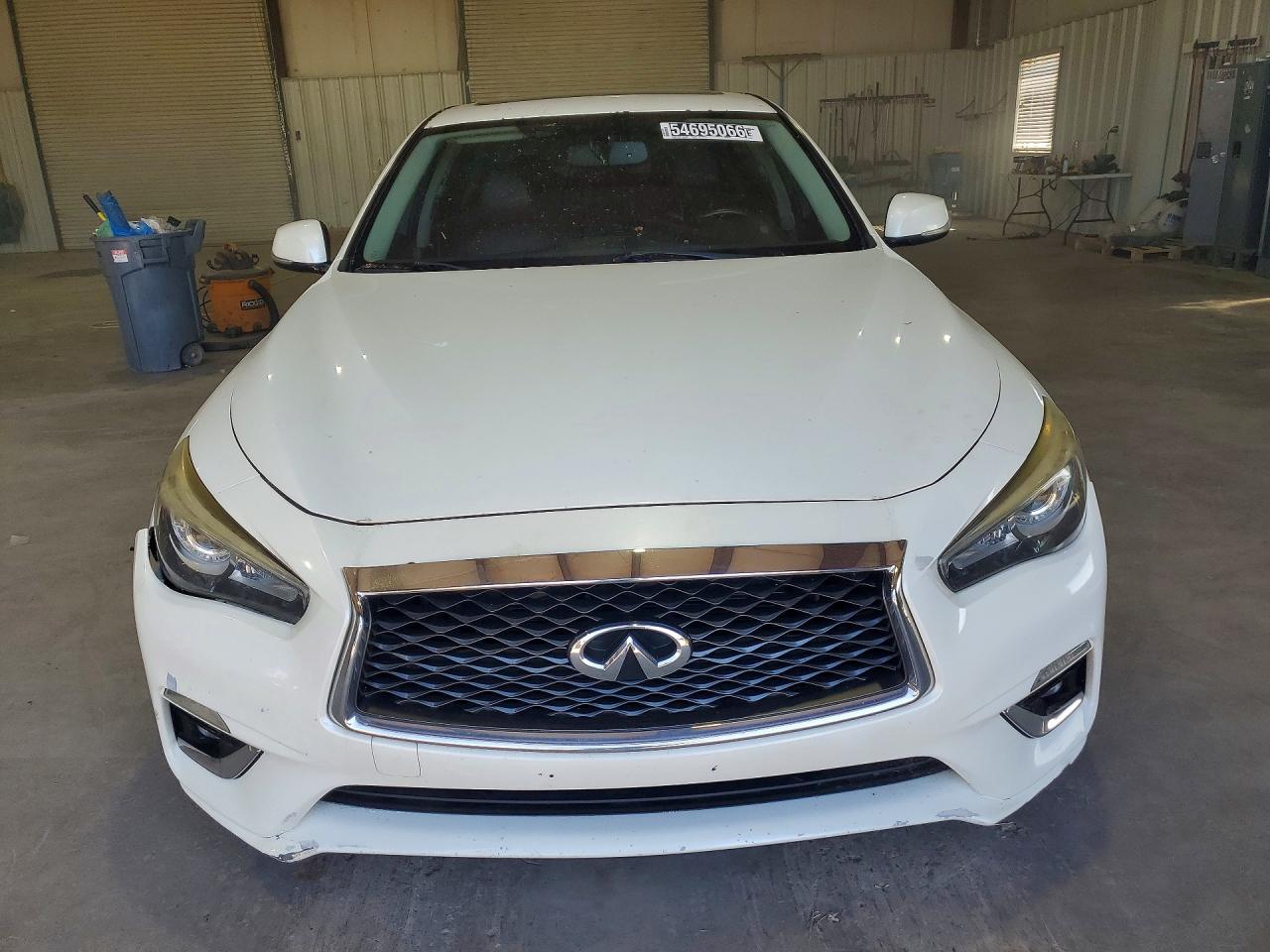 INFINITI Q50 3.0t Luxe