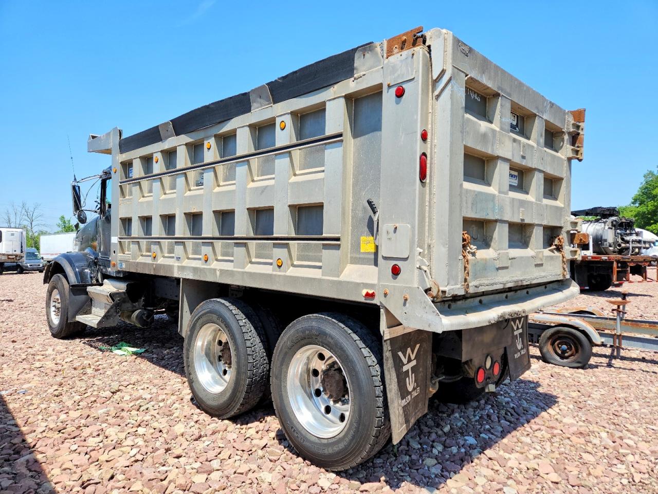 Kenworth Construction
