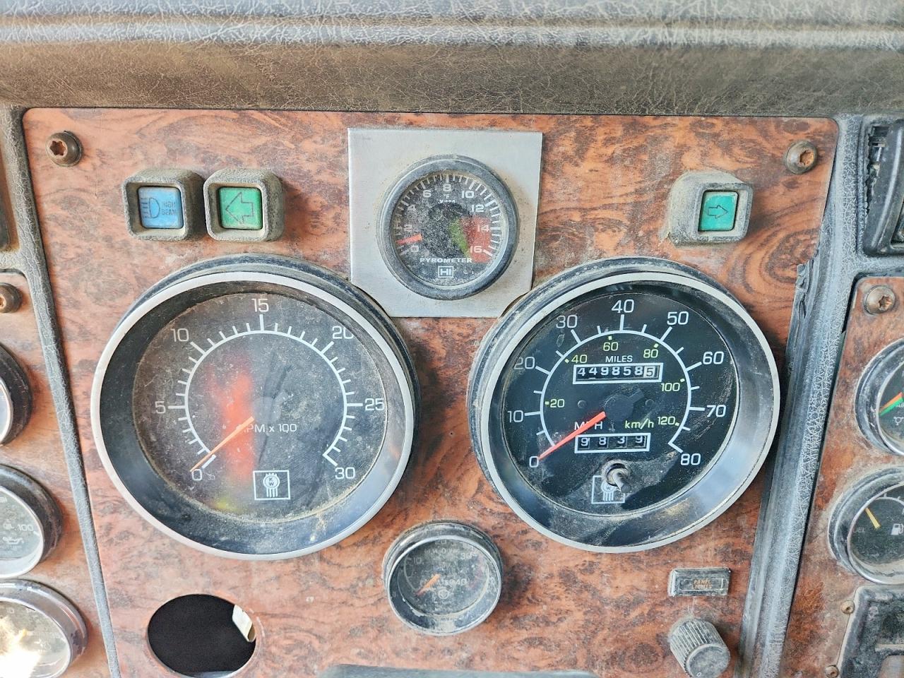 Kenworth Construction