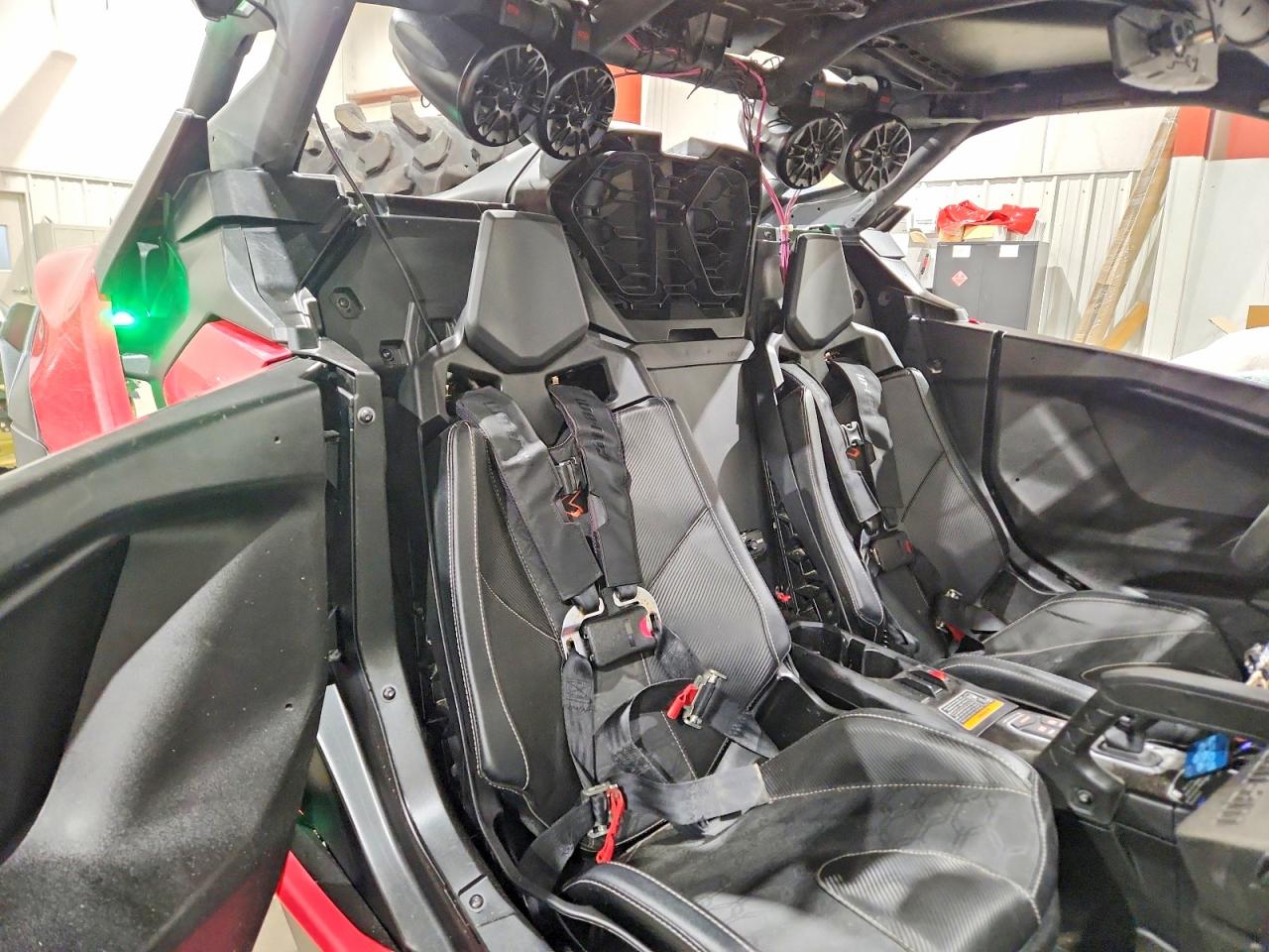 Can-Am Maverick R X