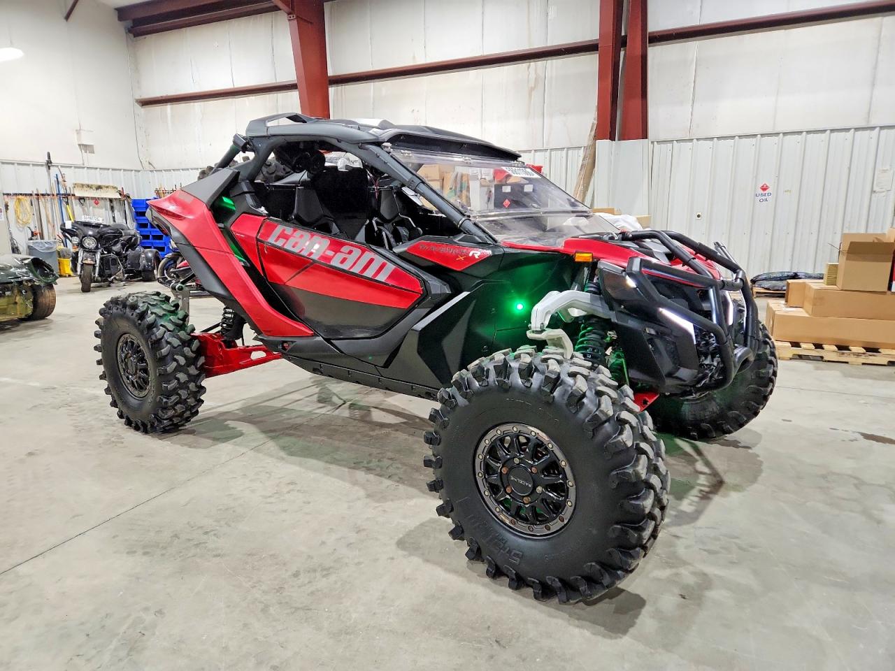 Salvage Can-Am Maverick R Image