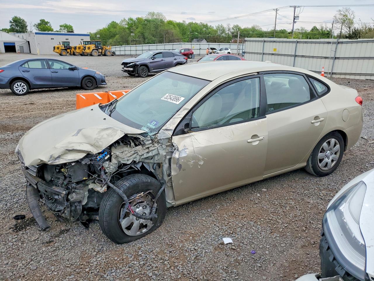 Salvage Hyundai ELANTRA Image