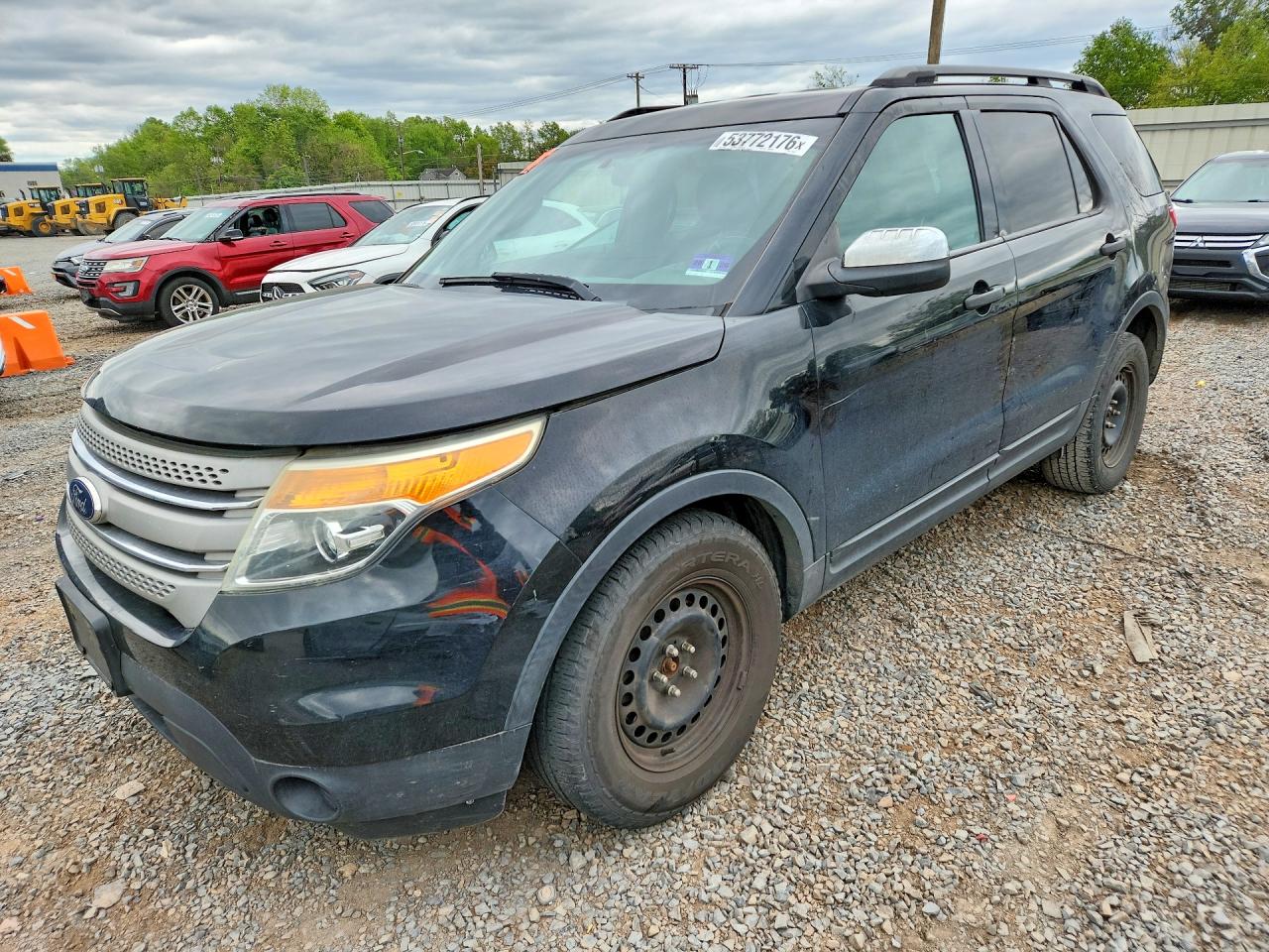 Salvage Ford Explorer Image