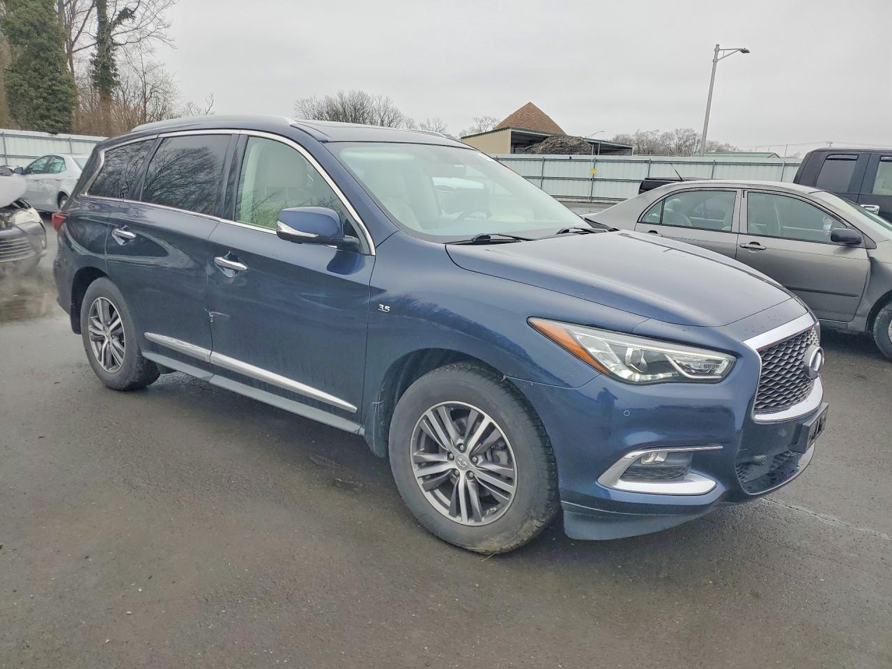 INFINITI Qx Base