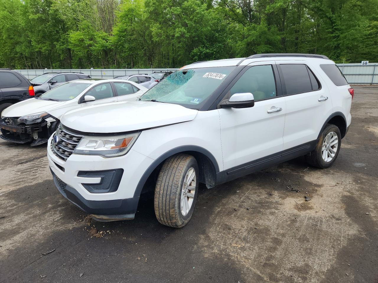 Salvage Ford Explorer Image