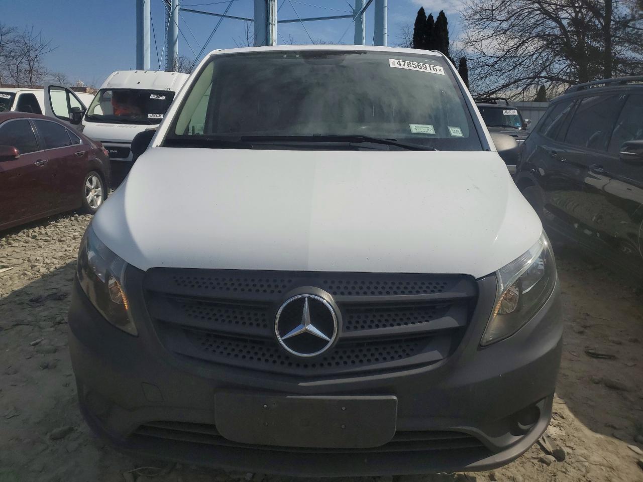 Mercedes-Benz Metris