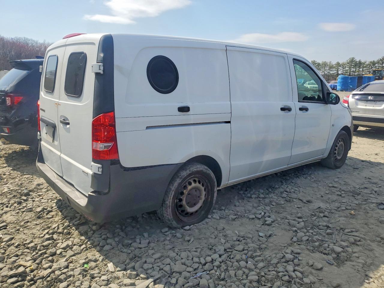 Mercedes-Benz Metris