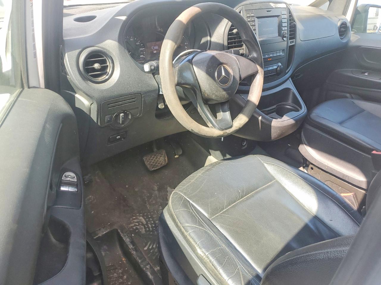 Mercedes-Benz Metris