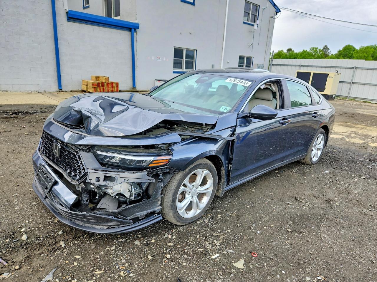 Salvage Honda Accord Image
