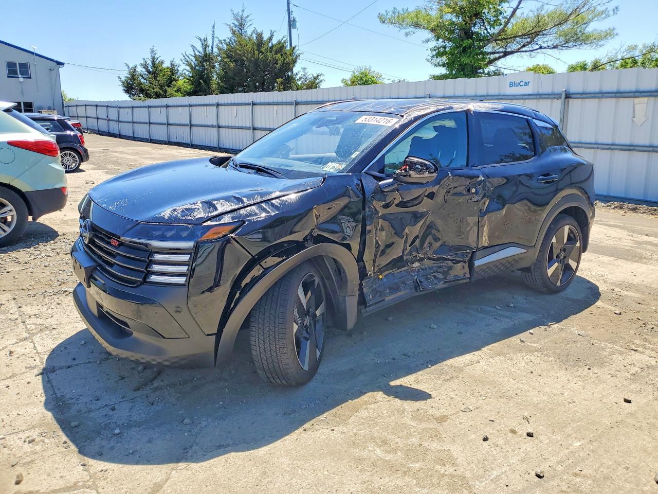 Salvage Nissan Kicks Image