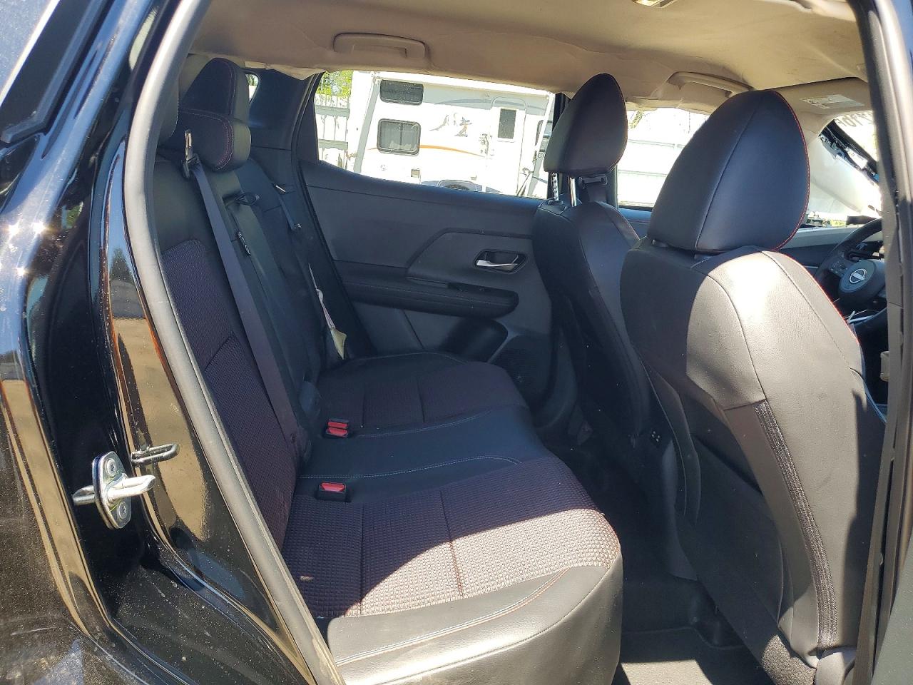 Nissan Kicks Sr