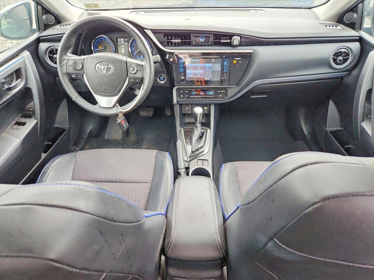 Toyota Corolla Se