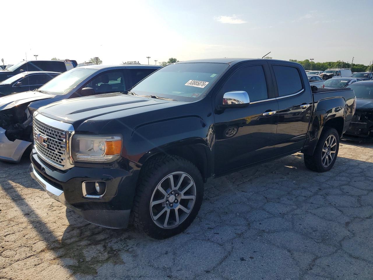 Salvage GMC Canyon Image