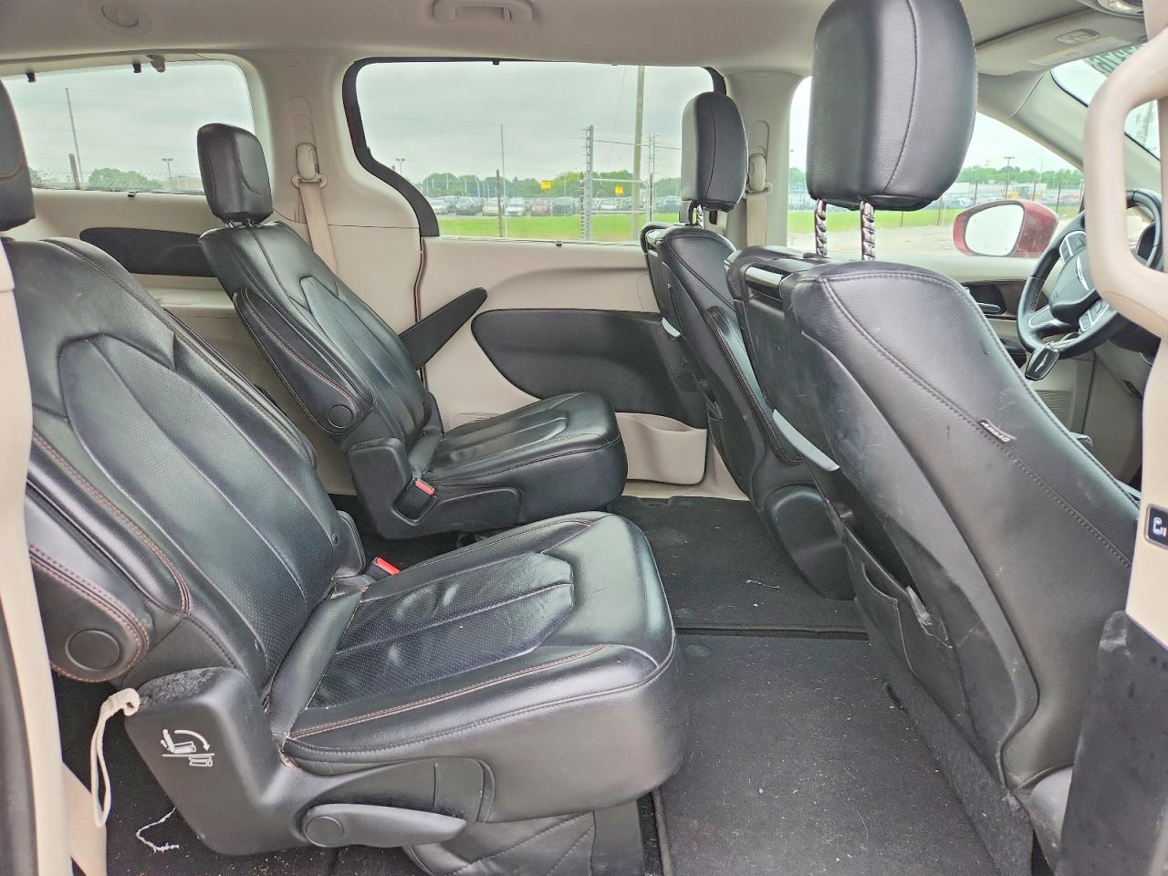 Chrysler Pacifica Touring L Plus